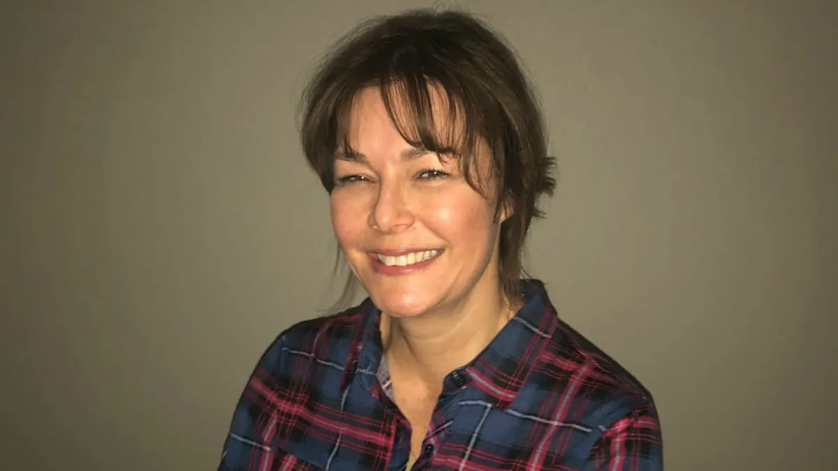 Terri headshot